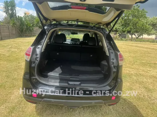 Picture of Mid SUV Auto Nissan Xtrail