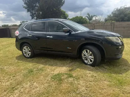Picture of Mid SUV Auto Nissan Xtrail