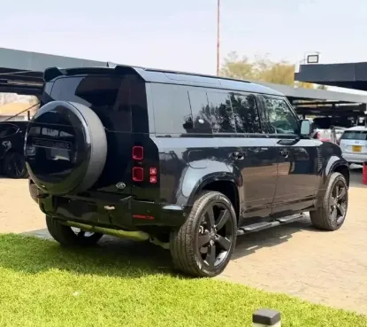Picture of Land Rover Defender 2022