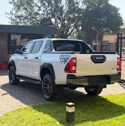Picture of Toyota Hilux 2024