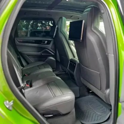 Picture of Porsche Cayenne 2019