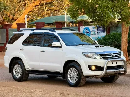 Picture of Toyota Fortuner 2014