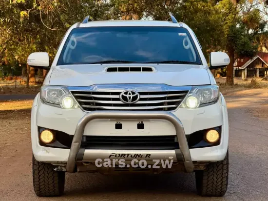 Picture of Toyota Fortuner 2014