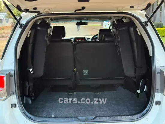 Picture of Toyota Fortuner 2014