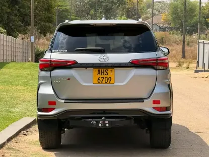 Picture of Toyota Fortuner 2025