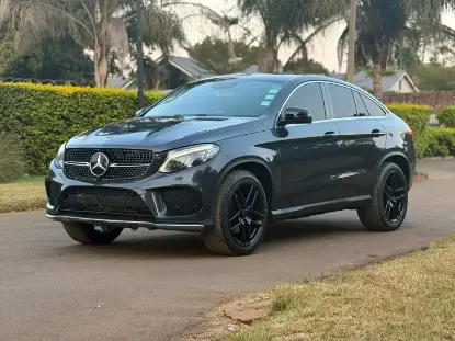 Picture of Mercedes Benz GLE 2017