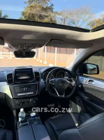 Picture of Mercedes Benz GLE 2016