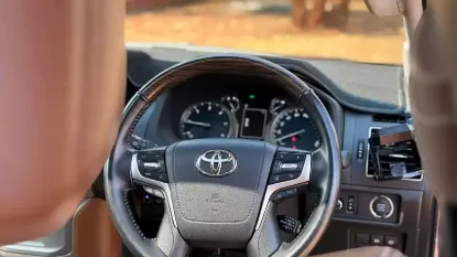 Picture of Toyota Prado 2022