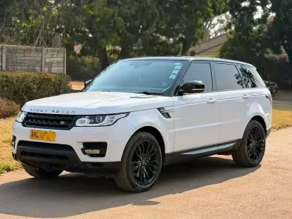 Picture of Range rover Sport 2015
