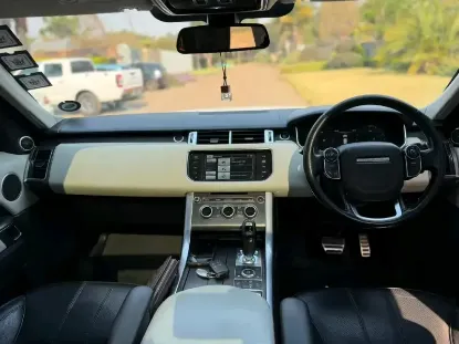 Picture of Range rover Sport 2015