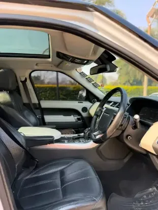 Picture of Range rover Sport 2015