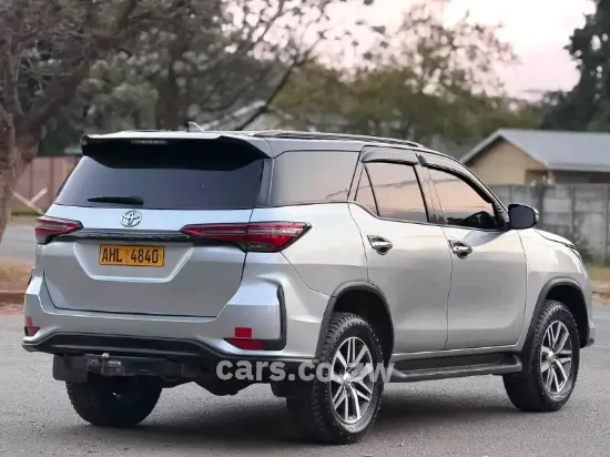 Picture of Toyota Fortuner 2018