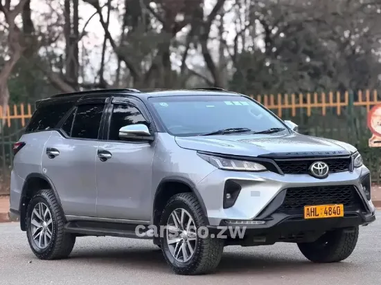 Picture of Toyota Fortuner 2018