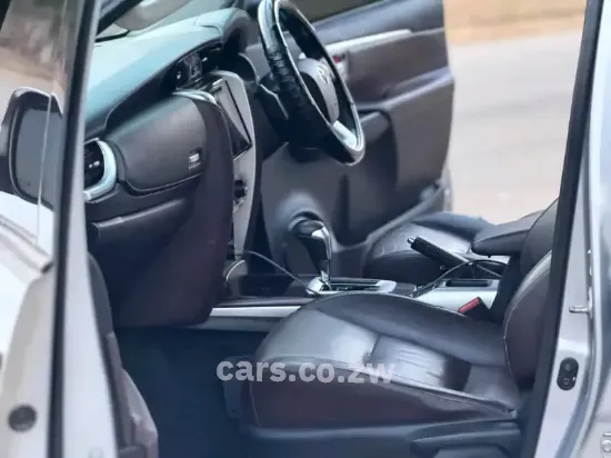 Picture of Toyota Fortuner 2018