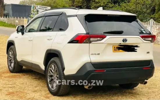 Picture of Toyota Rav4 2021
