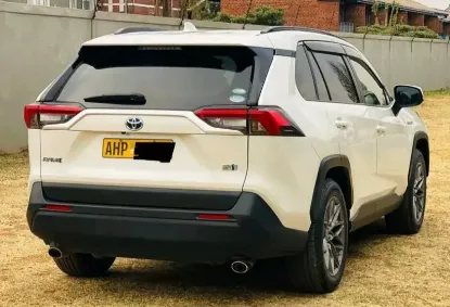 Picture of Toyota Rav4 2021