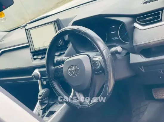 Picture of Toyota Rav4 2021