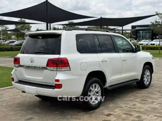 Picture of Toyota Land Cruiser 2019