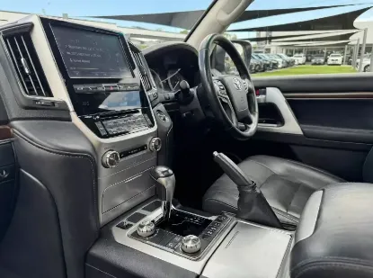 Picture of Toyota Land Cruiser 2019