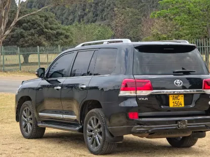 Picture of Toyota Land Cruiser 2019