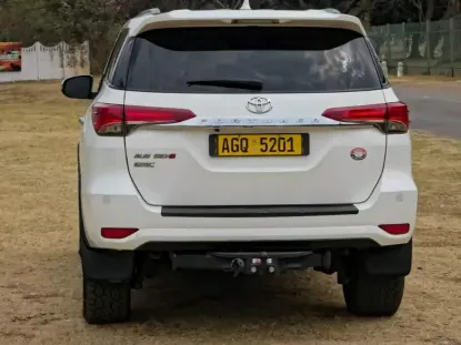 Picture of Toyota Fortuner 2020