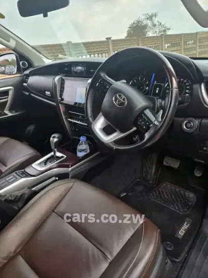 Picture of Toyota Fortuner 2020