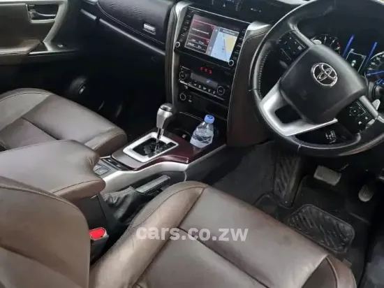 Picture of Toyota Fortuner 2020
