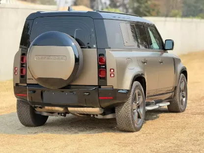 Picture of Land Rover Defender 2024