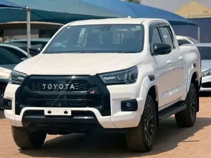 Picture of Toyota Hilux 2023