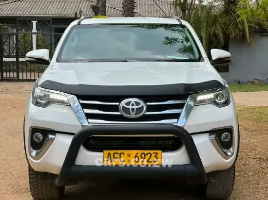 Picture of Toyota Fortuner 2017