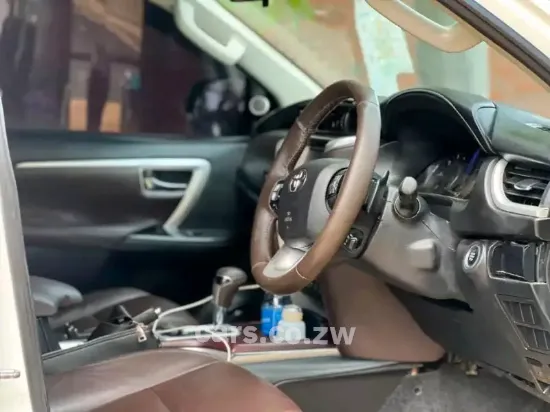 Picture of Toyota Fortuner 2017