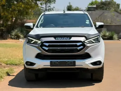 Picture of Isuzu Mu-X 2023