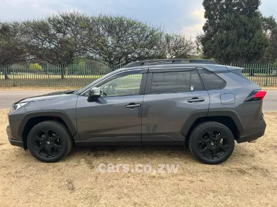 Picture of Toyota Rav4 2021