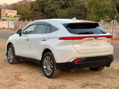 Picture of Toyota Harrier 2023