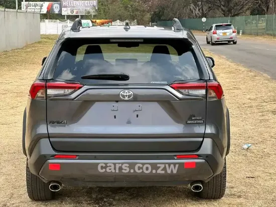 Picture of Toyota Rav4 2021