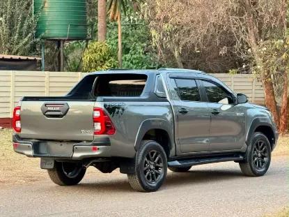 Picture of Toyota Hilux 2022