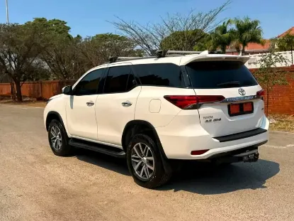 Picture of Toyota Fortuner 2017