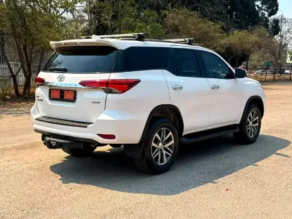 Picture of Toyota Fortuner 2017