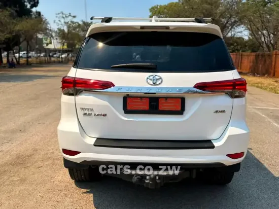 Picture of Toyota Fortuner 2017