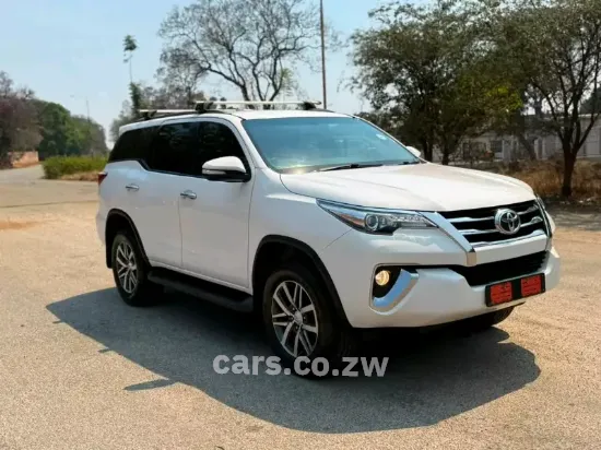 Picture of Toyota Fortuner 2017