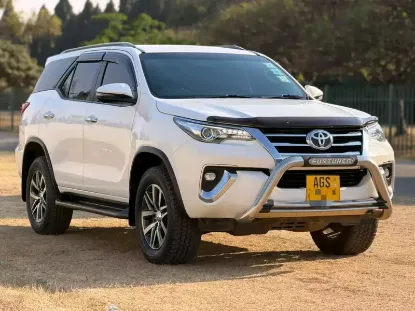 Picture of Toyota Fortuner 2020