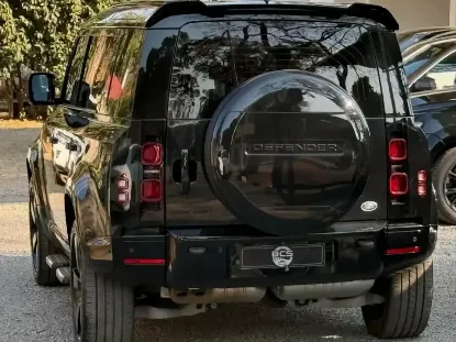 Picture of Land Rover Defender 2022