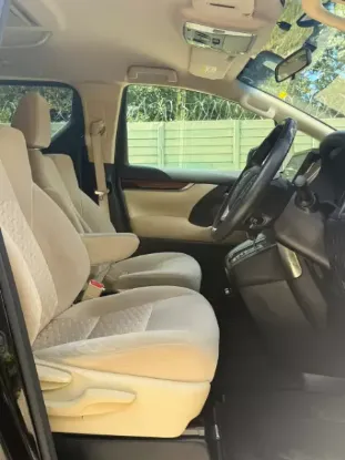 Picture of Toyota Vellfire 2017