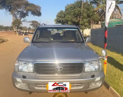 Picture of Toyota Land Cruiser 100 series 1999