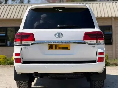 Picture of Toyota Land Cruiser 2017