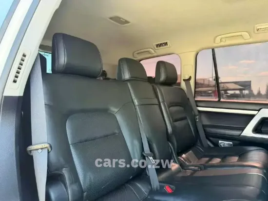 Picture of Toyota Land Cruiser 2017
