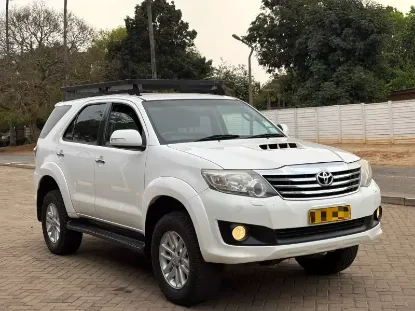 Picture of Toyota Fortuner 2014