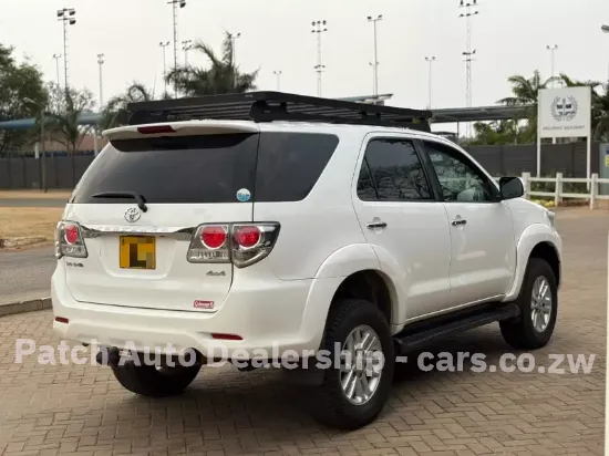 Picture of Toyota Fortuner 2014