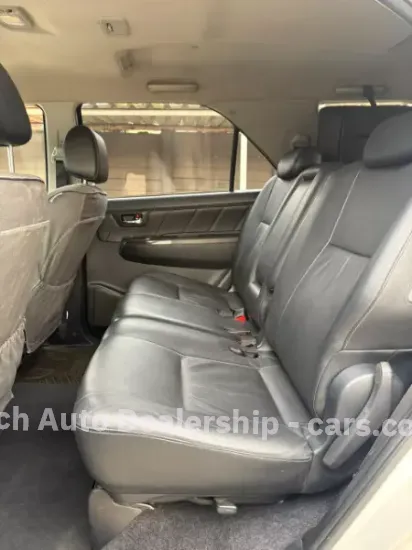 Picture of Toyota Fortuner 2014