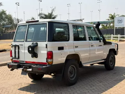 Picture of Toyota Land Cruiser 2020